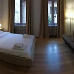 9 Central Apartment